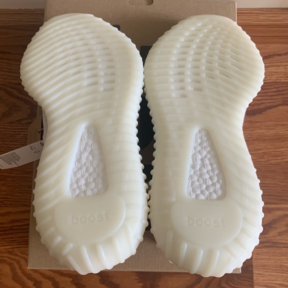 YEEZY BOOST Adidas 350 V2 Sneakers Shoes BONE Men’s size 7 Women’s size 8.5 - Picture 11 of 15